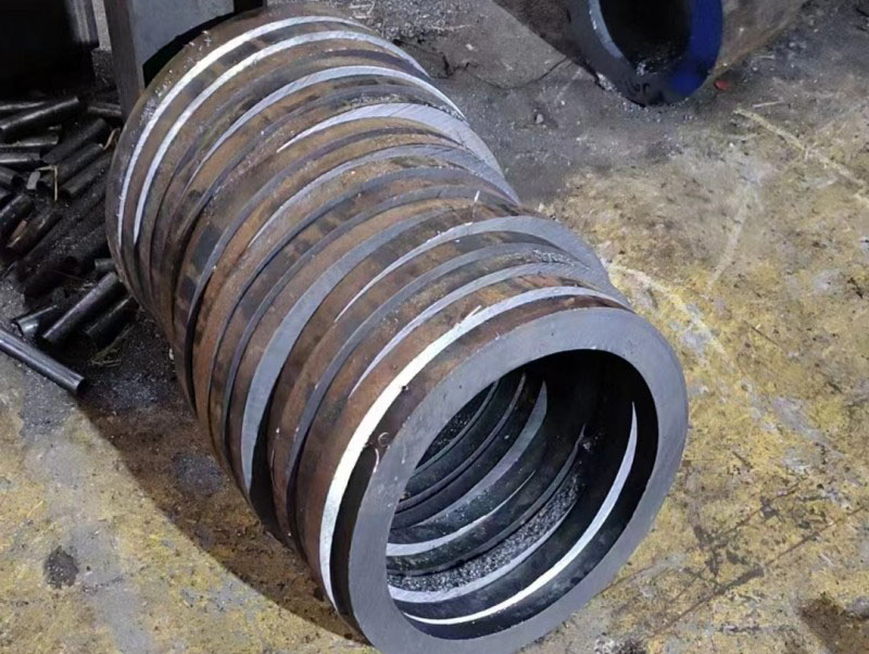 东湖30CrMo无缝钢管切割